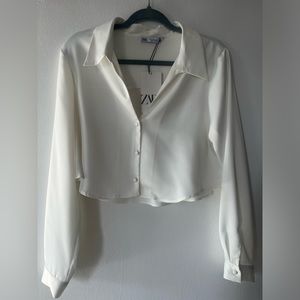 NWT Cropped Zara Silky shirt